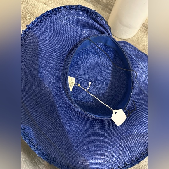 Vintage royal blue hat - Picture 6 of 6